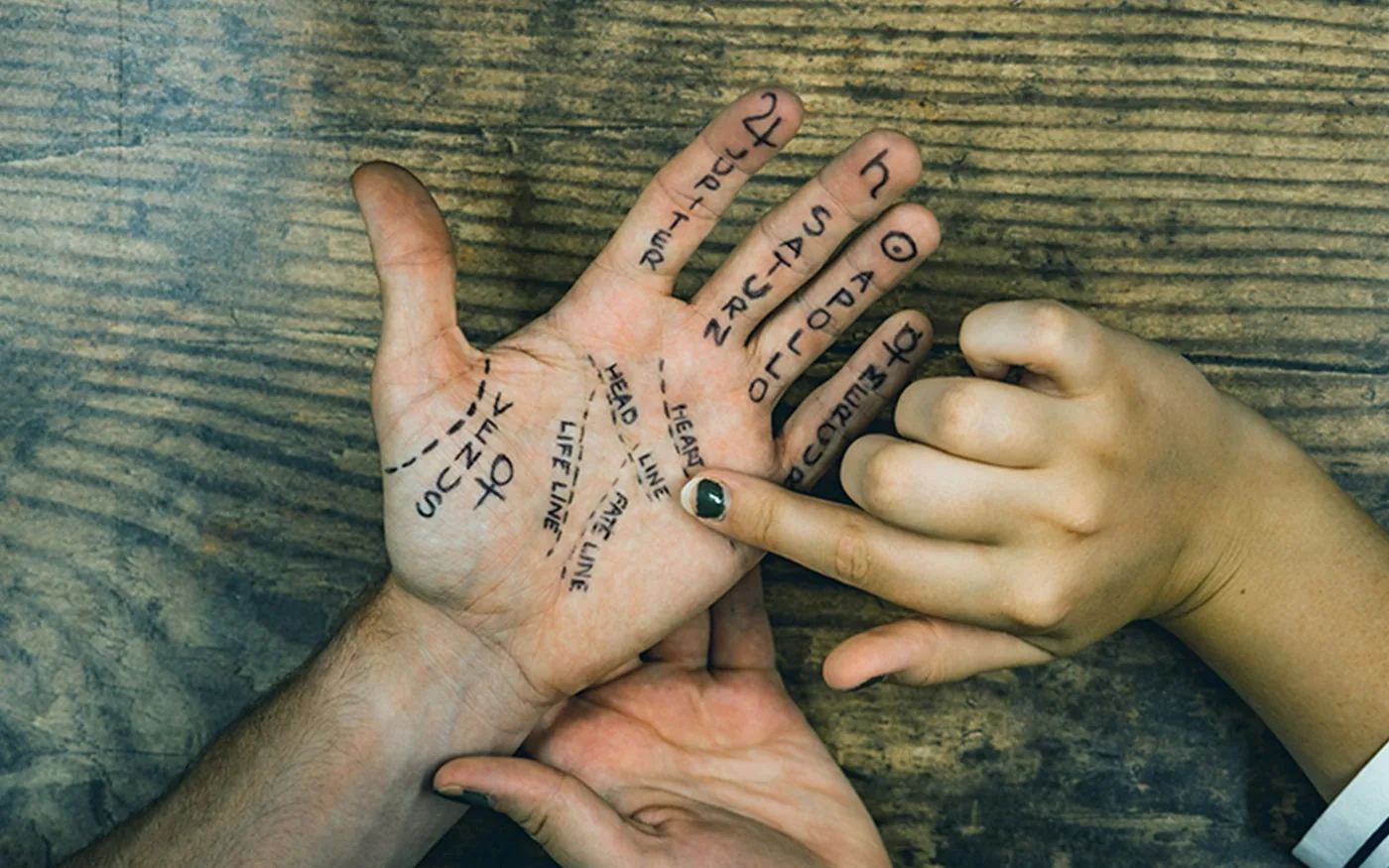There is no meaningful evidence for acupuncture in trigger finger