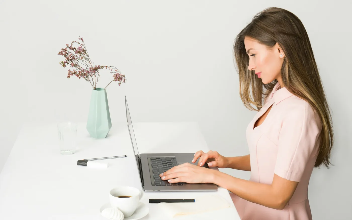 Seated desk posture, one of the common contributors to ongoing low back strain