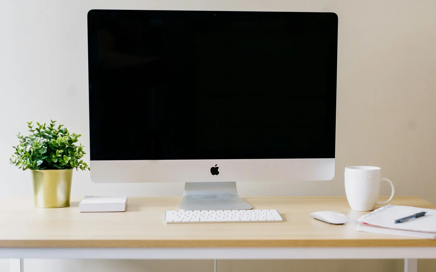A workstation that lets you change position beats a perfect one you never move in