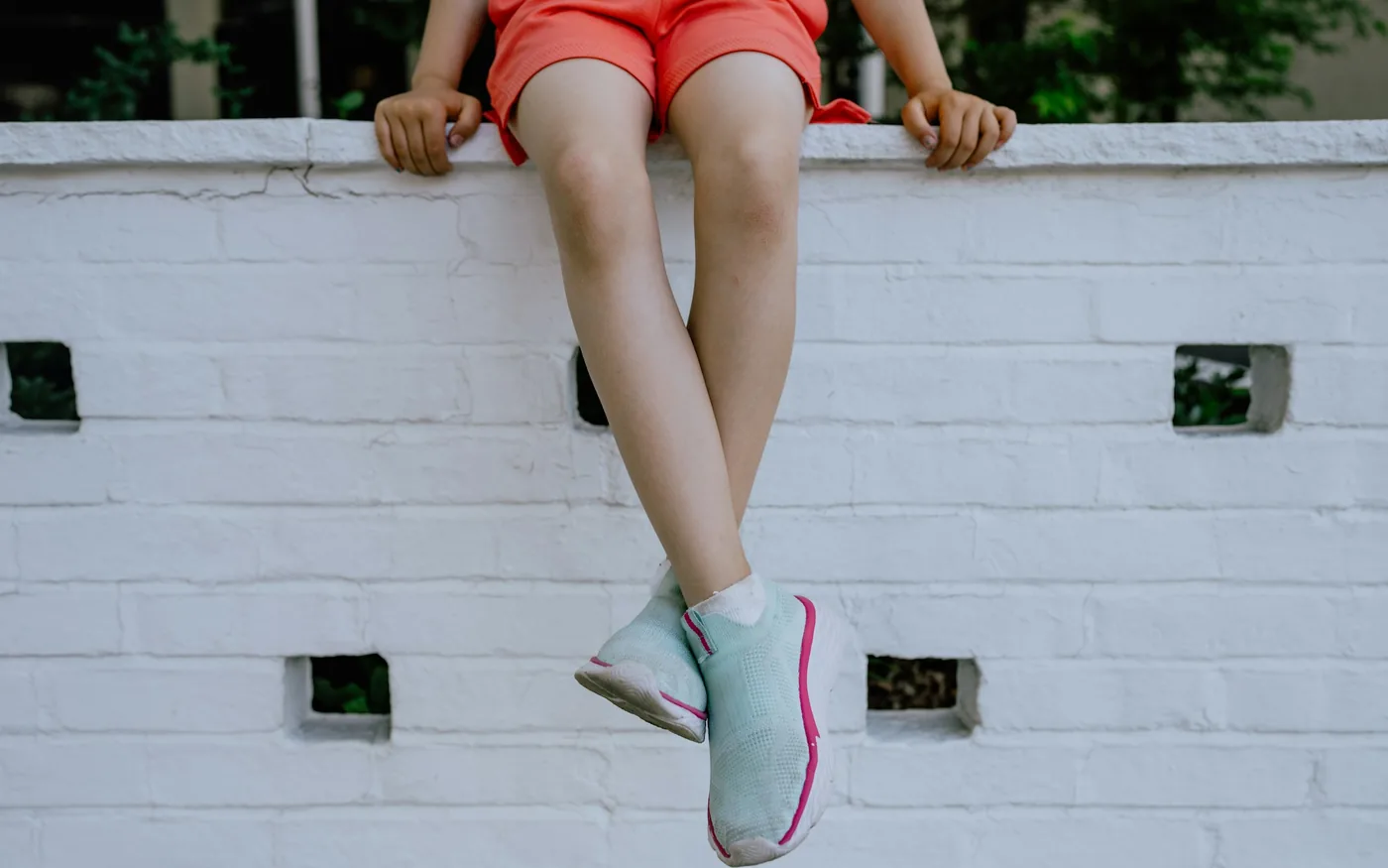 Long isometric holds are a common starting point for pain relief
