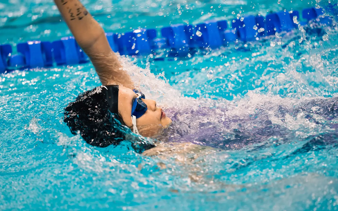 Returning to overhead sport is staged rather than all at once