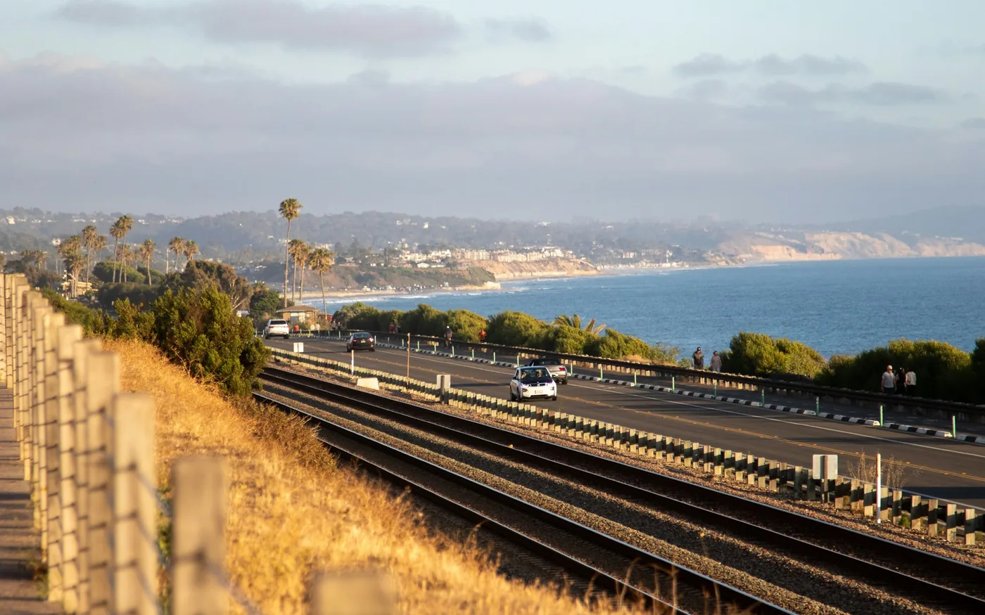 Route 127 along the coast takes about fifteen minutes