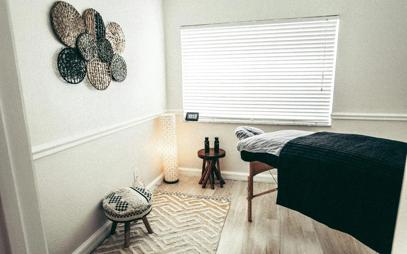 Relaxation massage uses long, flowing strokes at a lighter pressure