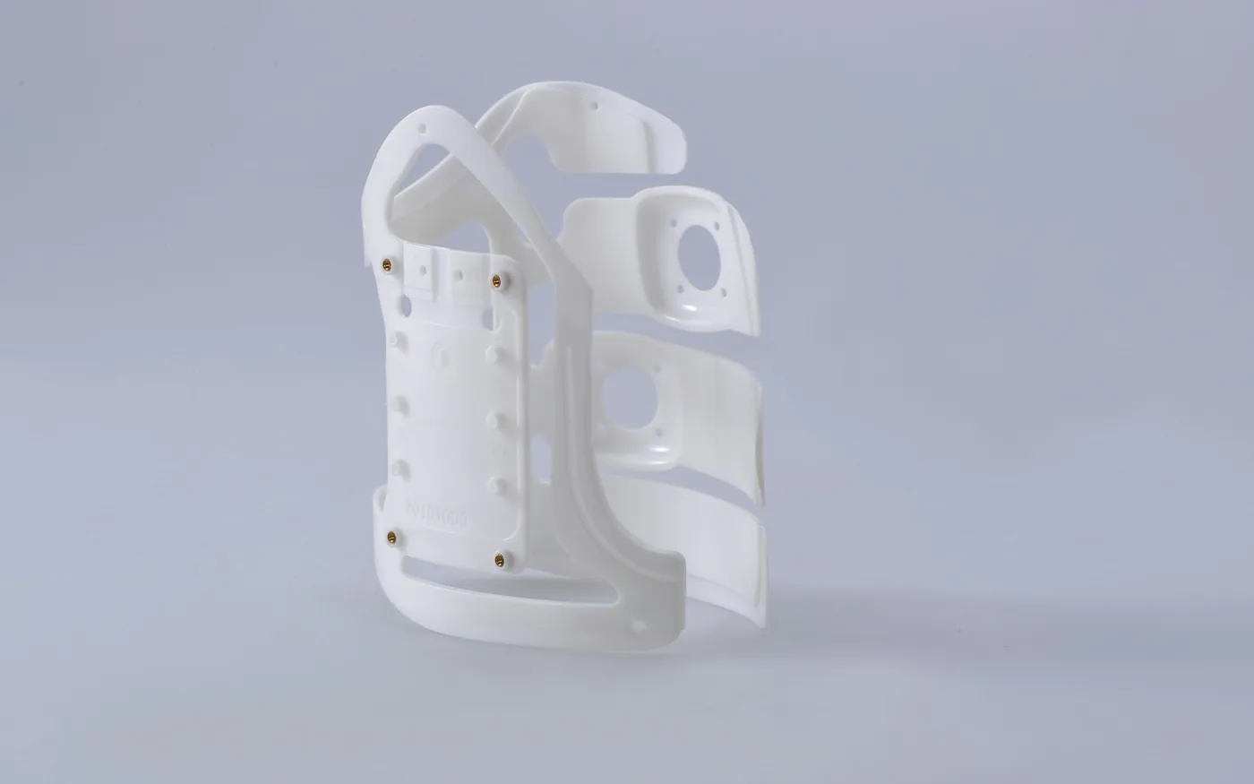 A night splint keeps the wrist neutral and is a well-supported first step